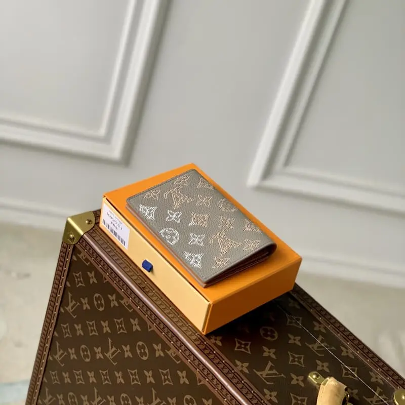 M82721 10x14x2.5cm High Quality Bags - Image 3