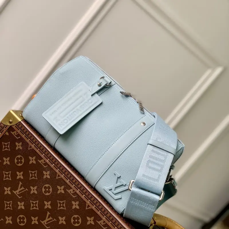 M23725 27x17x13cm High Quality Bags - Image 6