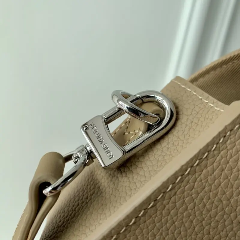 M82804 S1 17.3x12x7cm High Quality Bags - Image 6