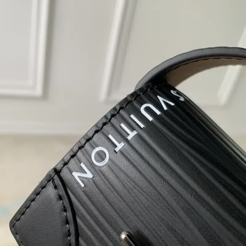 M23837 S1 13x8x4.5cm High Quality Bags - Image 6