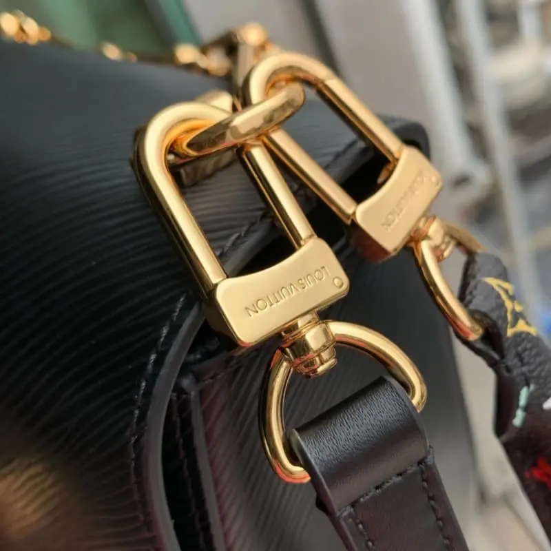 M13243 Black 16x8x23cm High Quality Bags - Image 6