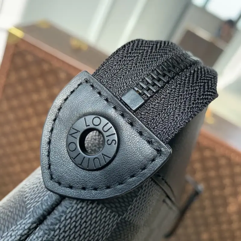 M82543 Black 32x21x8cm High Quality Bags - Image 6