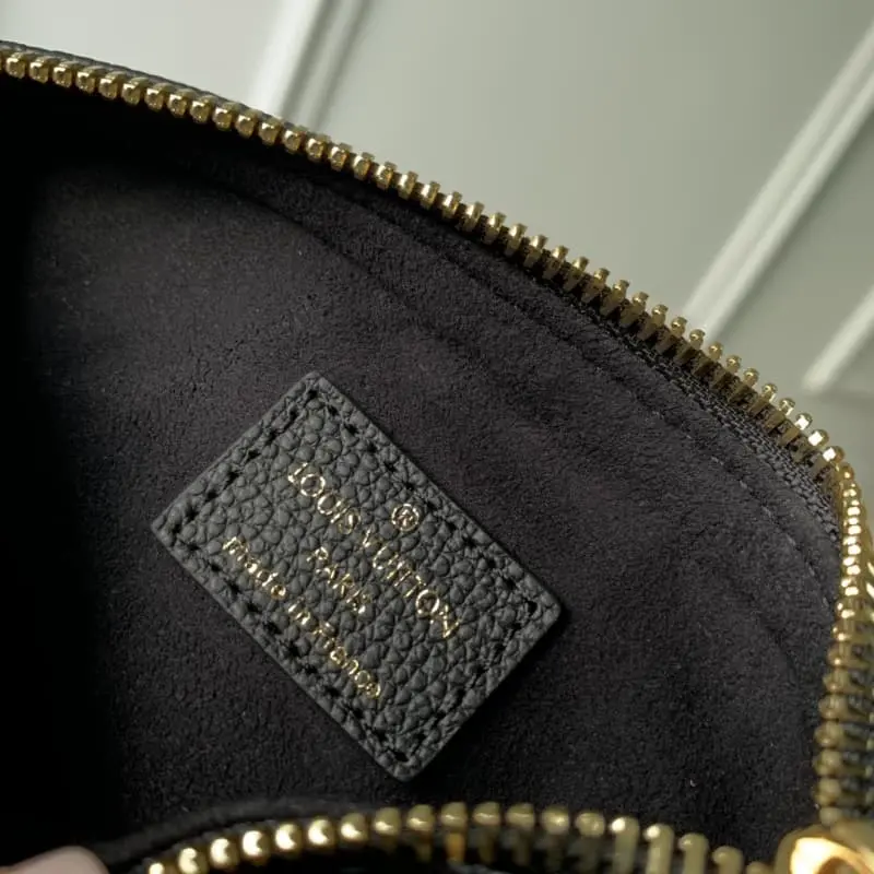 M82450 Black 11x9cm High Quality Bags - Image 6