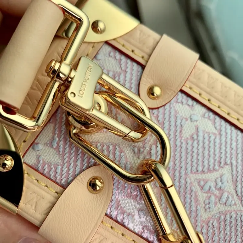 M22842 21x14x6cm High Quality Bags - Image 6