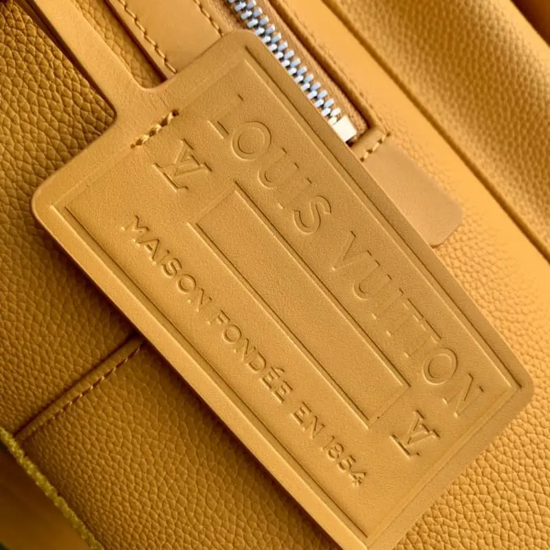 M21362 43x30x14cm High Quality Bags - Image 6