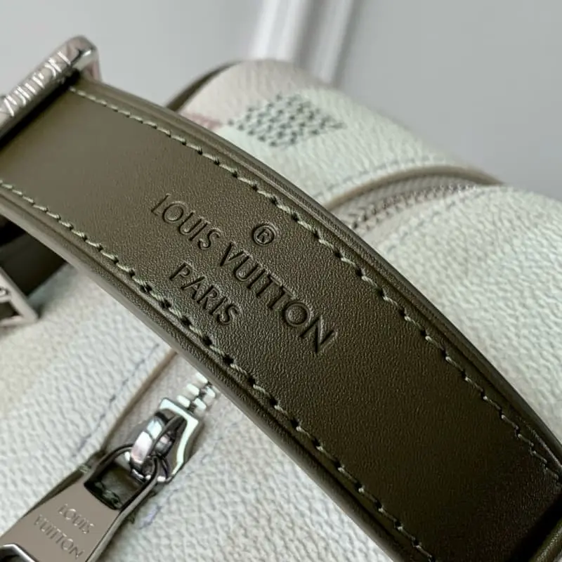 N00112 13x12x23cm High Quality Bags - Image 6