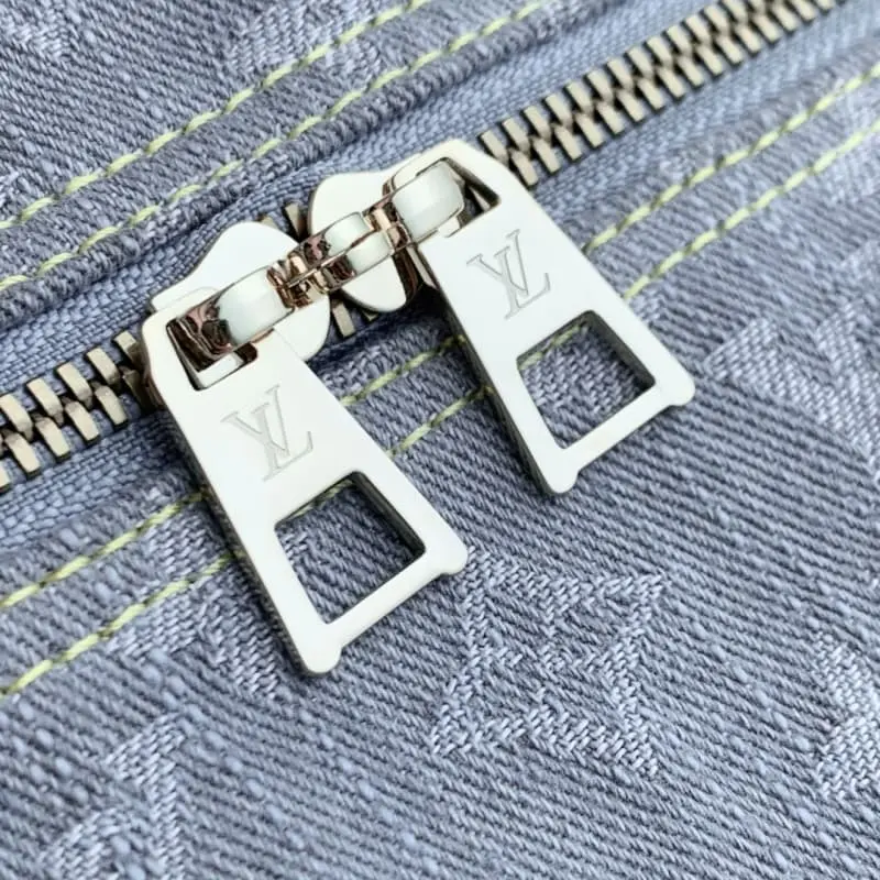 M13344 21x17x30cm High Quality Bags - Image 6