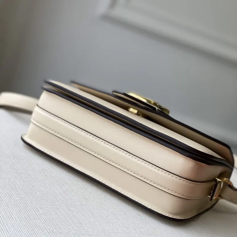 M55950 23x15x8cm High Quality Bags - Image 6