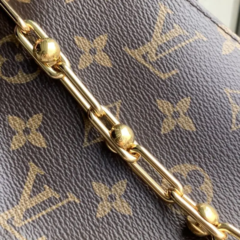 M13440 13x4x22cm High Quality Bags - Image 6