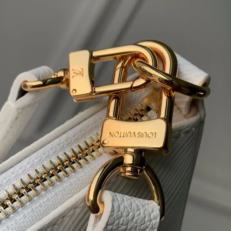 M13100 White 13.5x6.5x19cm High Quality Bags - Image 6