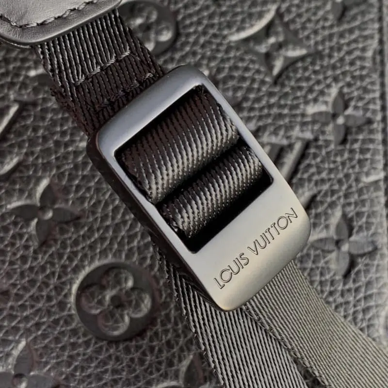 N41379 41x48x13cm High Quality Bags - Image 6