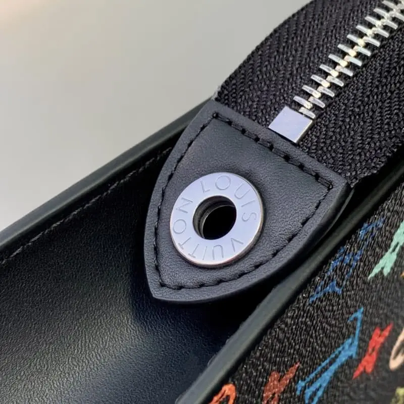 M13746 S1 25x20x5.5cm High Quality Bags - Image 6