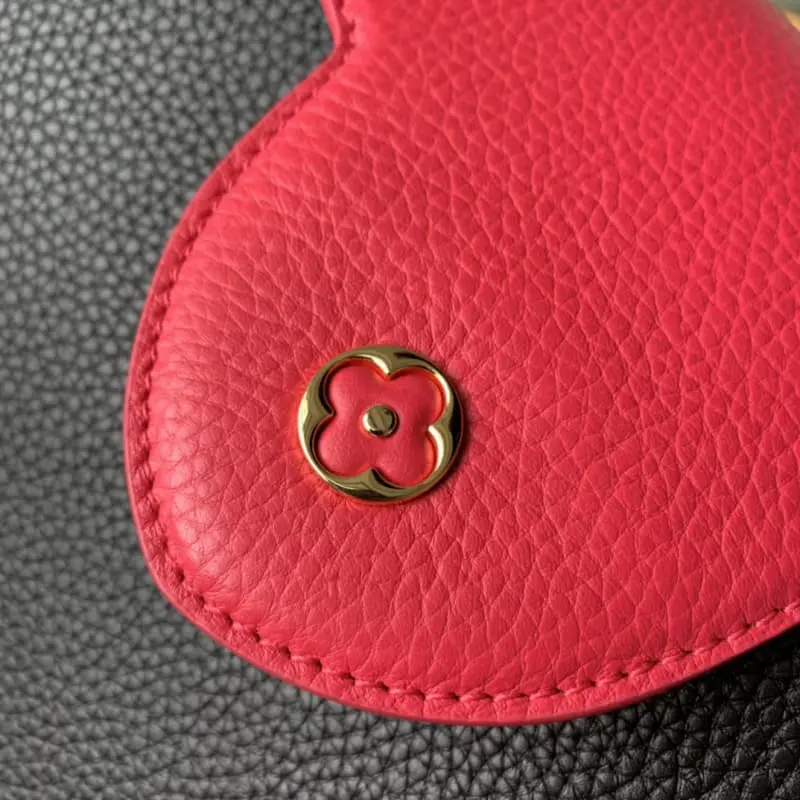 M59882 27x18x9cm High Quality Bags - Image 6