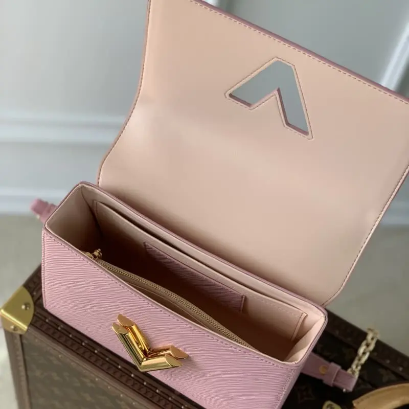 M20802 23x17x9.5cm High Quality Bags - Image 5