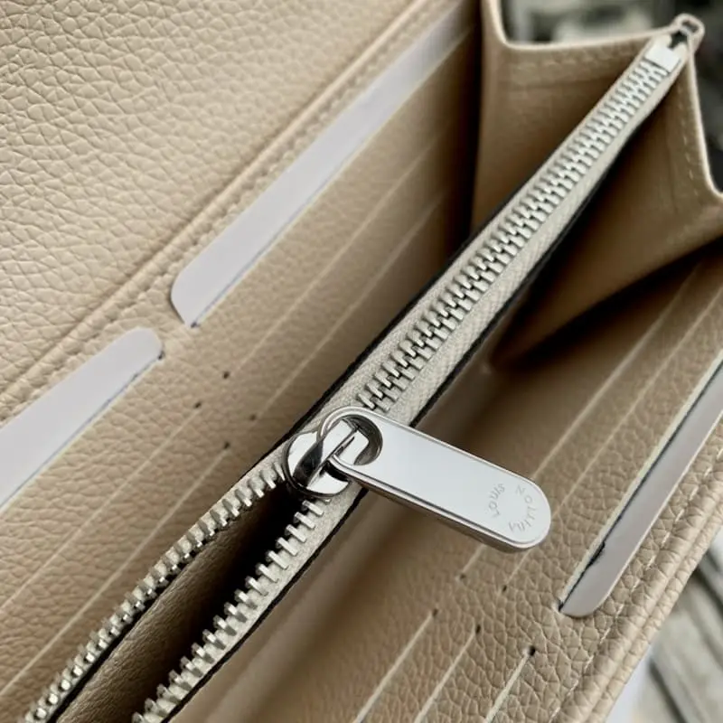 M60177 Beige 19x12x2cm High Quality Bags - Image 5