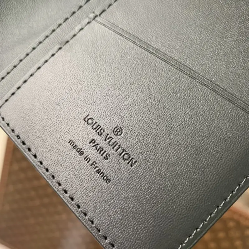 M69980 10x19x2cm High Quality Bags - Image 6