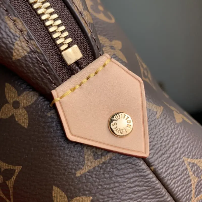 M46458 27x18x9cm High Quality Bags - Image 6