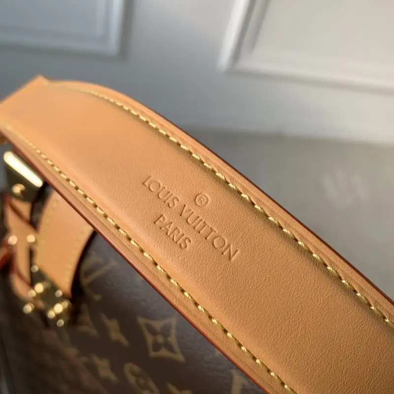 M46815 18x12.5x8cm High Quality Bags - Image 6