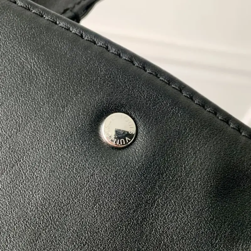 M11387 Black 17x17x7cm High Quality Bags - Image 6