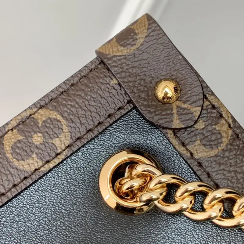 M13140 20x9x31cm High Quality Bags - Image 6