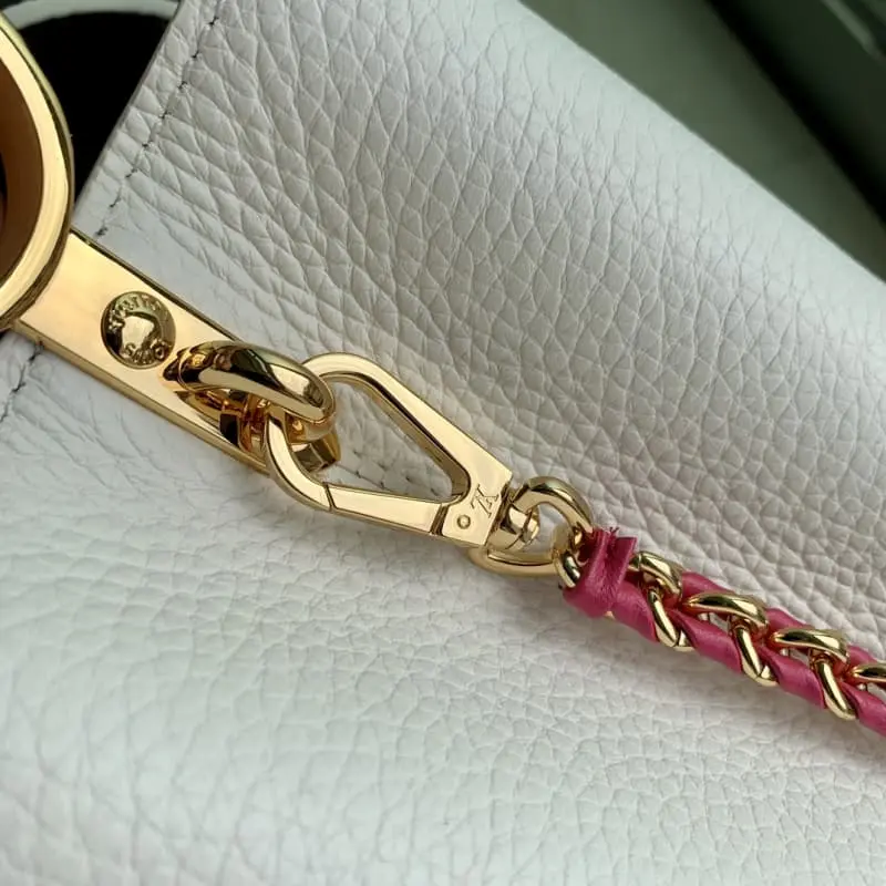 M22122 White 27x18x9cm High Quality Bags - Image 7