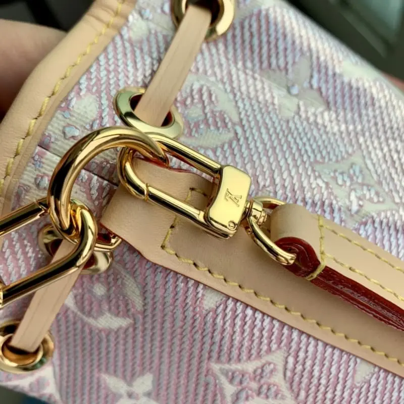 M82427 13x16x10cm High Quality Bags - Image 4