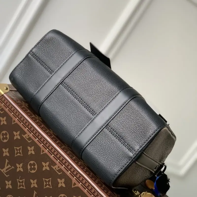 M59255 27x17x13cm High Quality Bags - Image 6