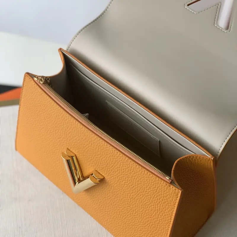 M57090 29x21x12cm High Quality Bags - Image 5