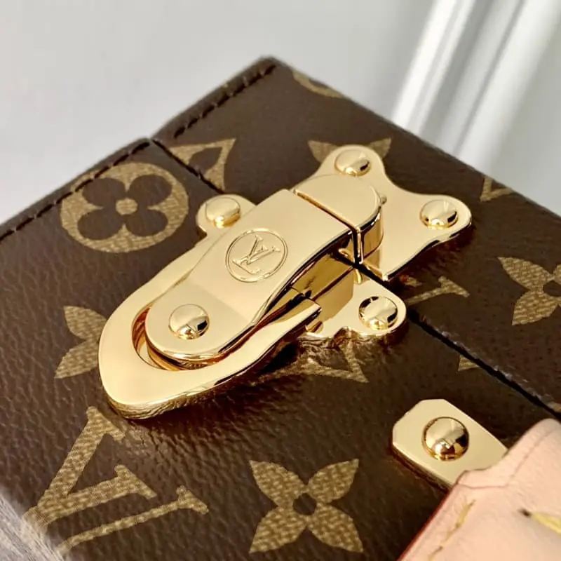 M20076 Red 34x26x10cm High Quality Bags - Image 6