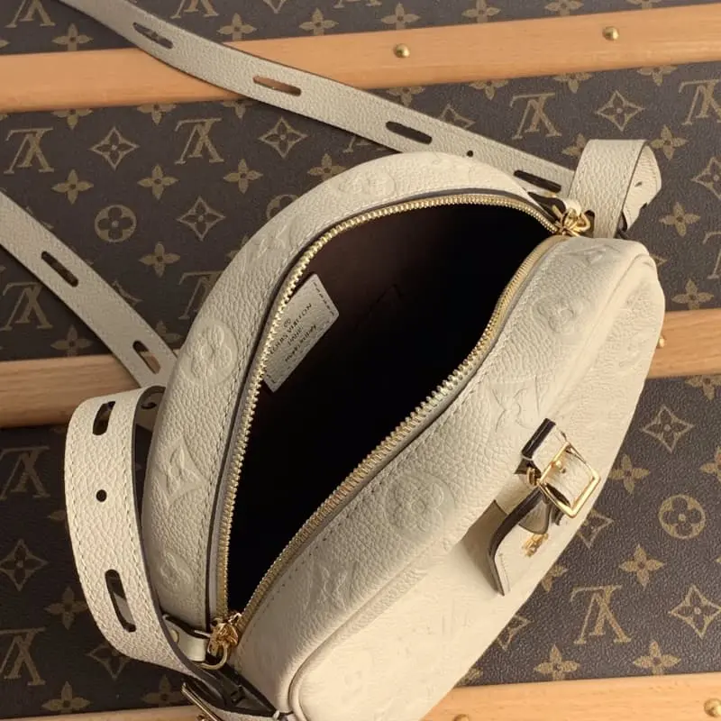 M45276 20x22.5x8cm High Quality Bags - Image 5