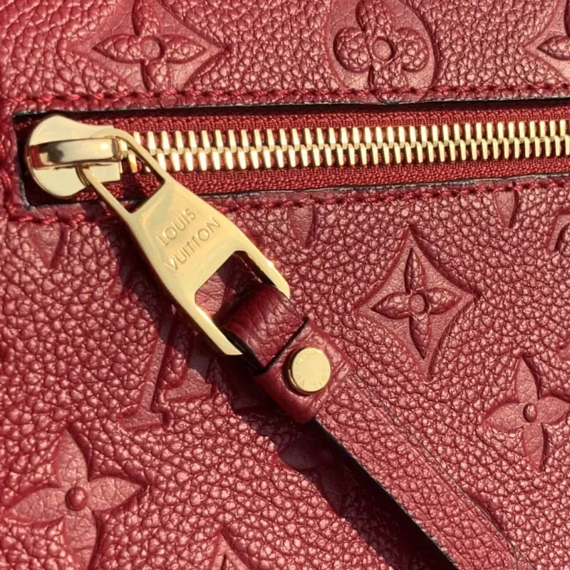 M44793 25x19x9cm High Quality Bags - Image 6