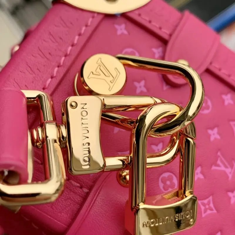 M46358 Rose Red 21x14x6cm High Quality Bags - Image 6