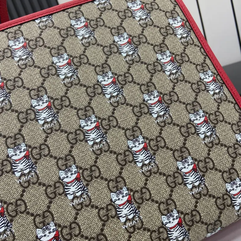 605614 CM 1 High-Quality Bags - Image 6