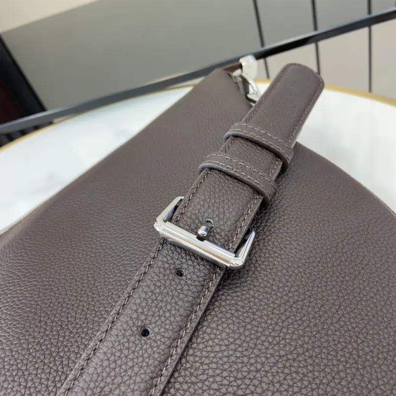 801887 CM 1 High-Quality Bags - Image 7