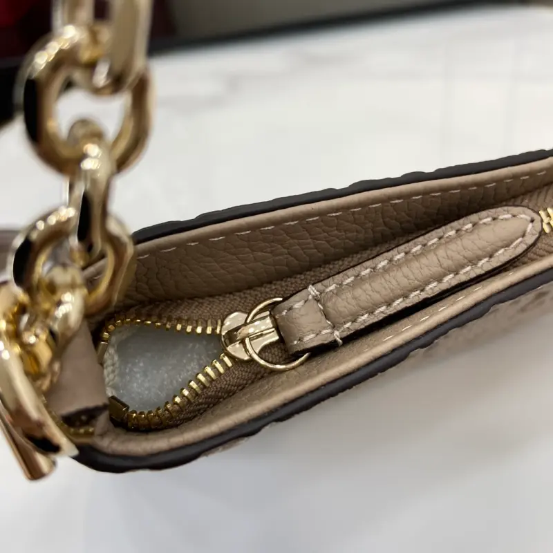 815277 CM 1 High-Quality Bags - Image 6