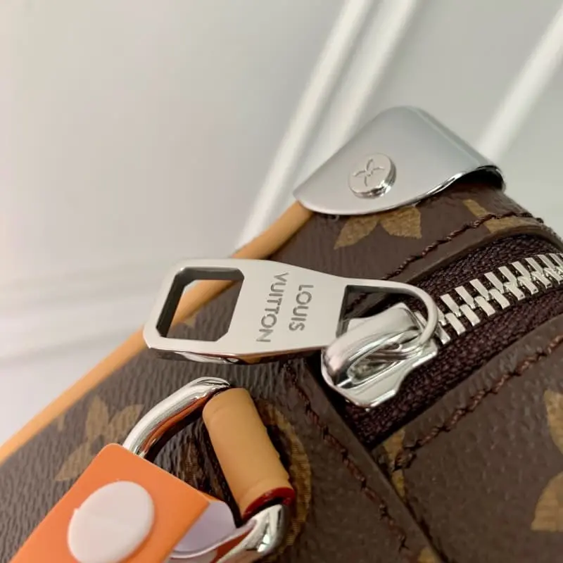 M12767 13x8x18.5cm High Quality Bags - Image 6