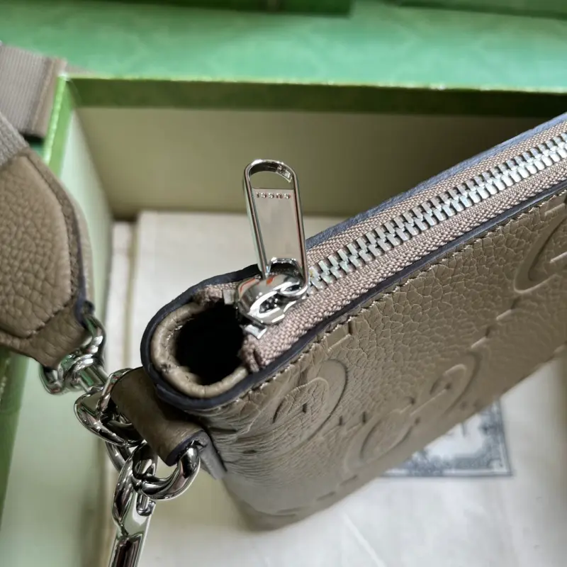 761747 CM 1 High-Quality Bags - Image 6