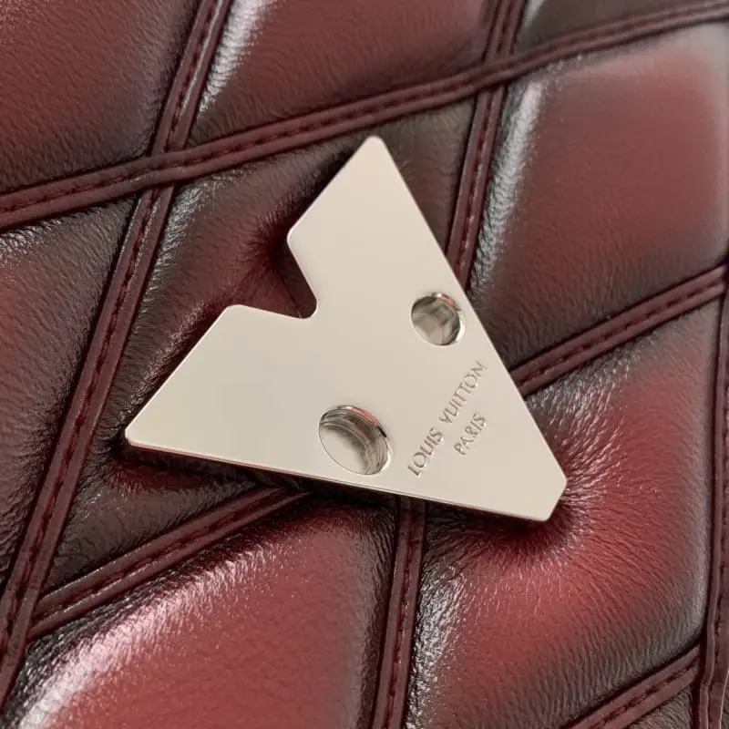 M12567 Wine Red 14x9x20cm High Quality Bags - Image 6