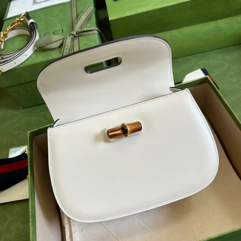 675797 CM 10 High-Quality Bags - Image 6