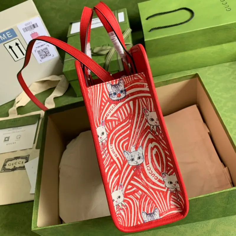 630542 CM 6 High-Quality Bags - Image 6