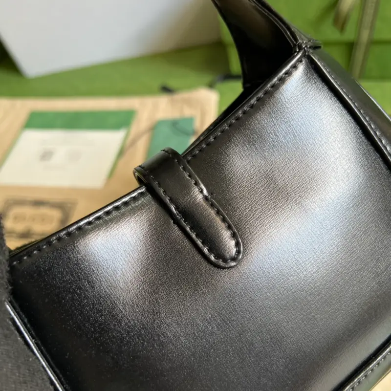 637091 CM 2 High-Quality Bags - Image 6