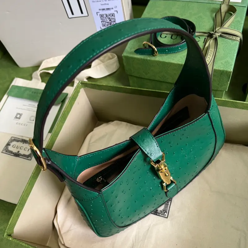 636709 CM 1 High-Quality Bags - Image 6