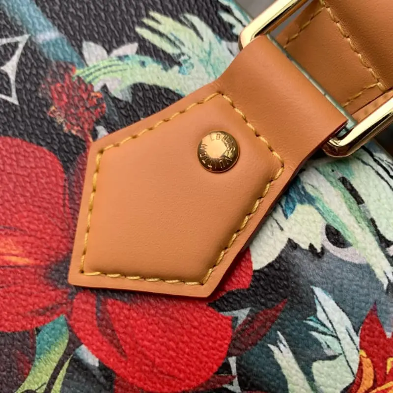 M24994 41x33x14cm High Quality Bags - Image 6