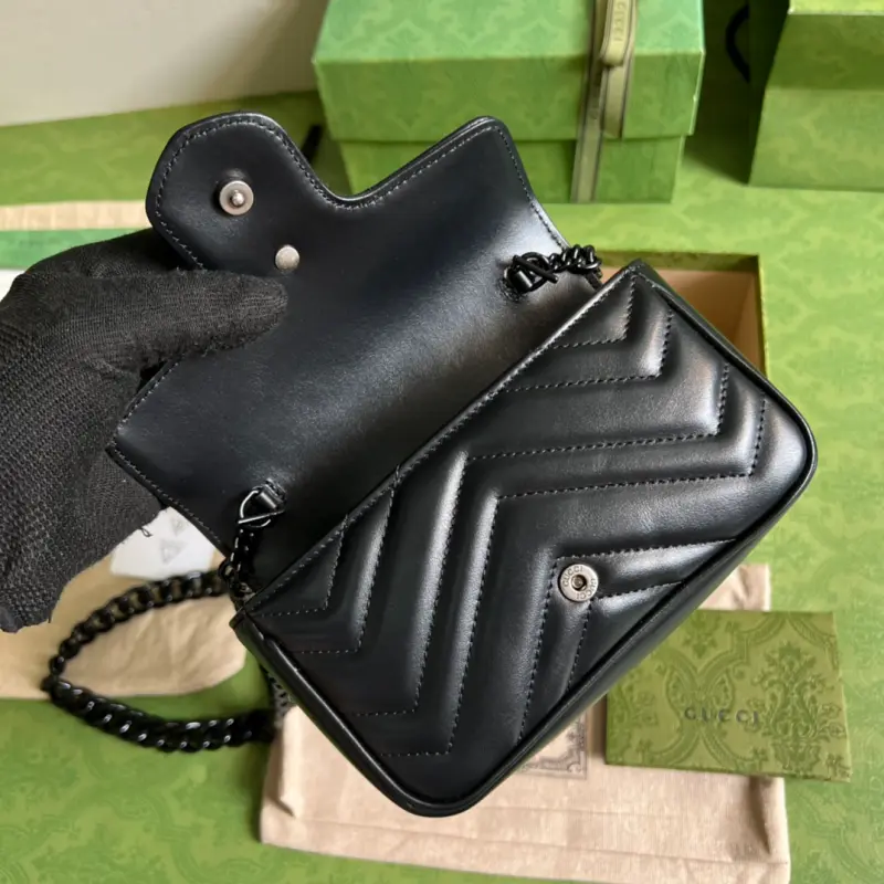 699757 CM 1 High-Quality Bags - Image 6