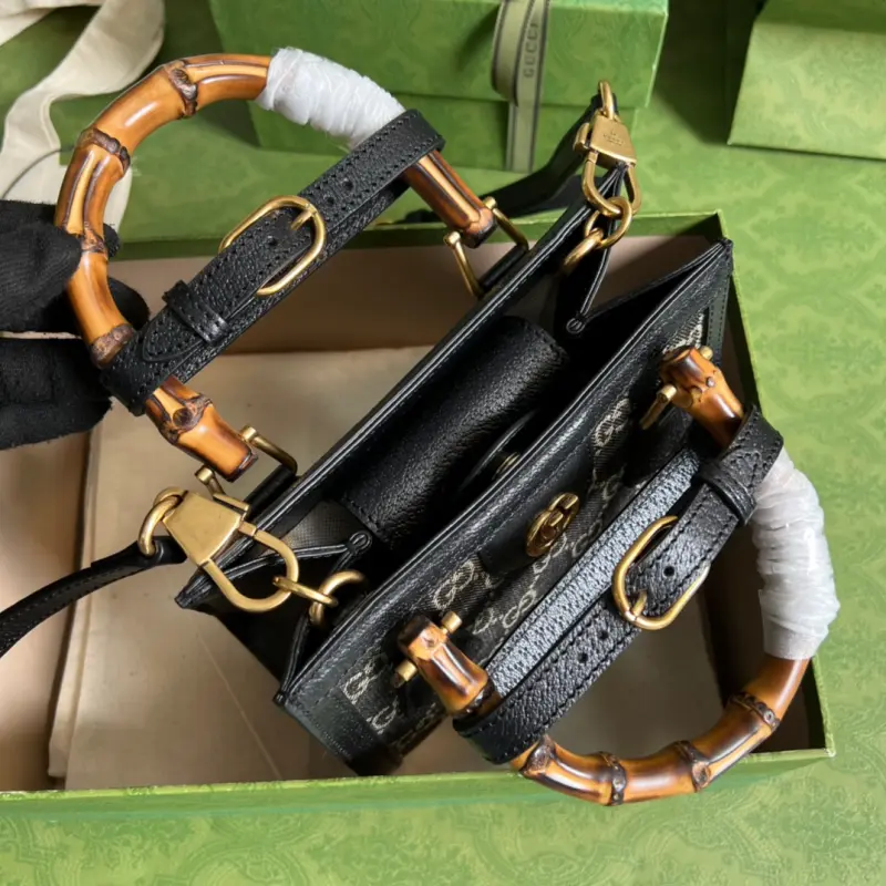 655661 CM 1 High-Quality Bags - Image 6