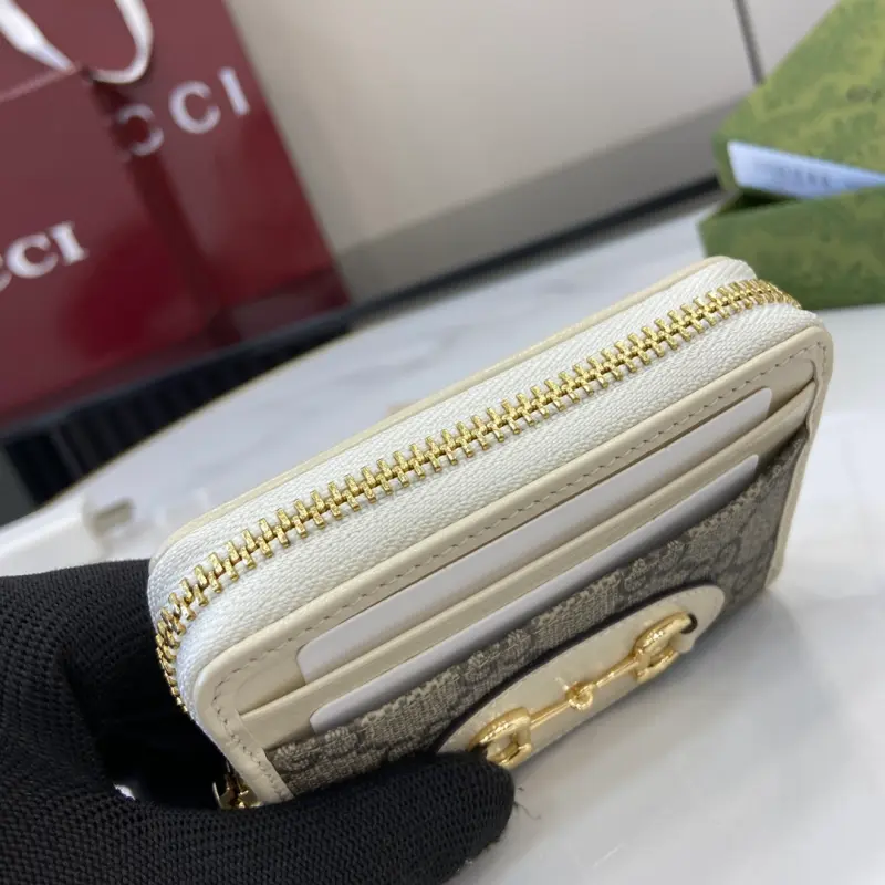 658549 CM 3 High-Quality Bags - Image 6