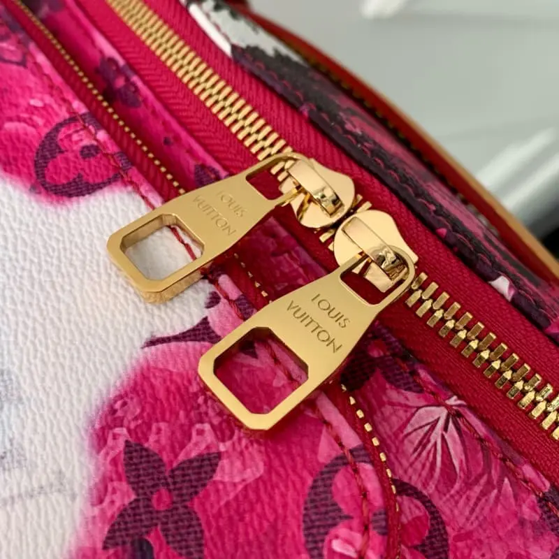 M24987 30x15x8cm High Quality Bags - Image 6