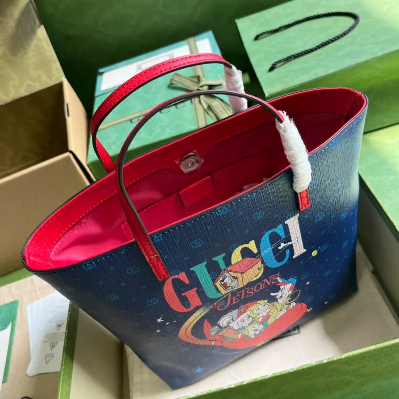 410812 CM 1 High-Quality Bags - Image 6