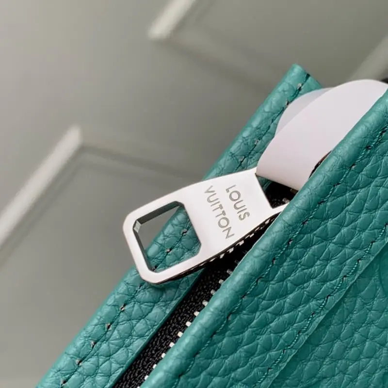 M13666 S1 27x21x6cm High Quality Bags - Image 6