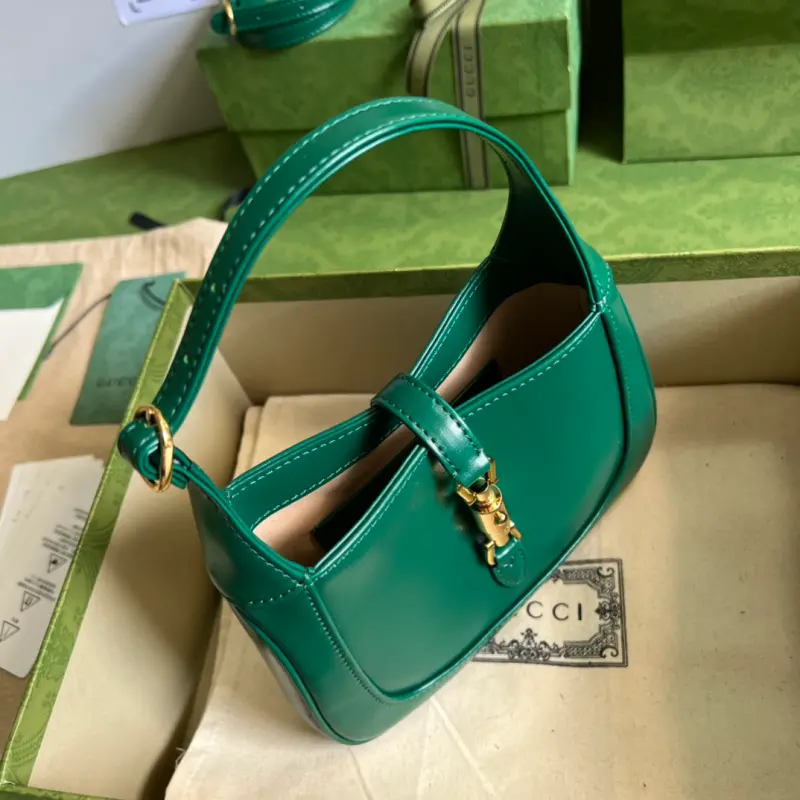 637091 CM 3 High-Quality Bags - Image 6